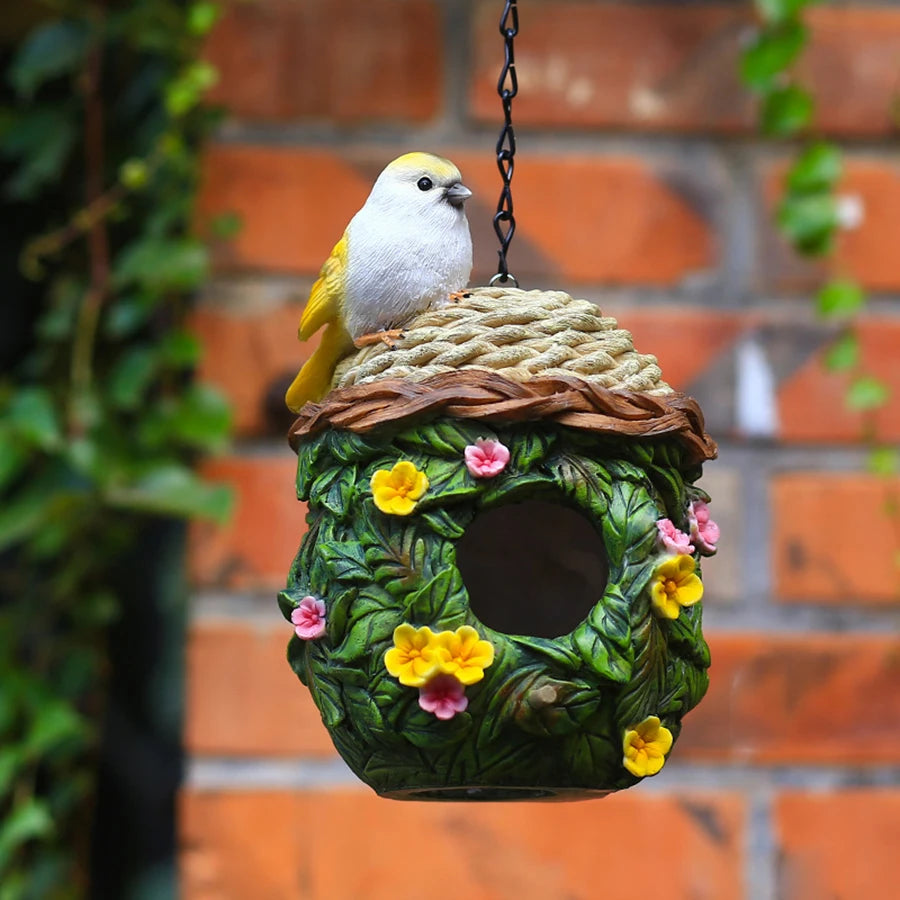 Resin Hanging Birdhouse Cabin - Outdoor Garden Decor for Bird Lovers